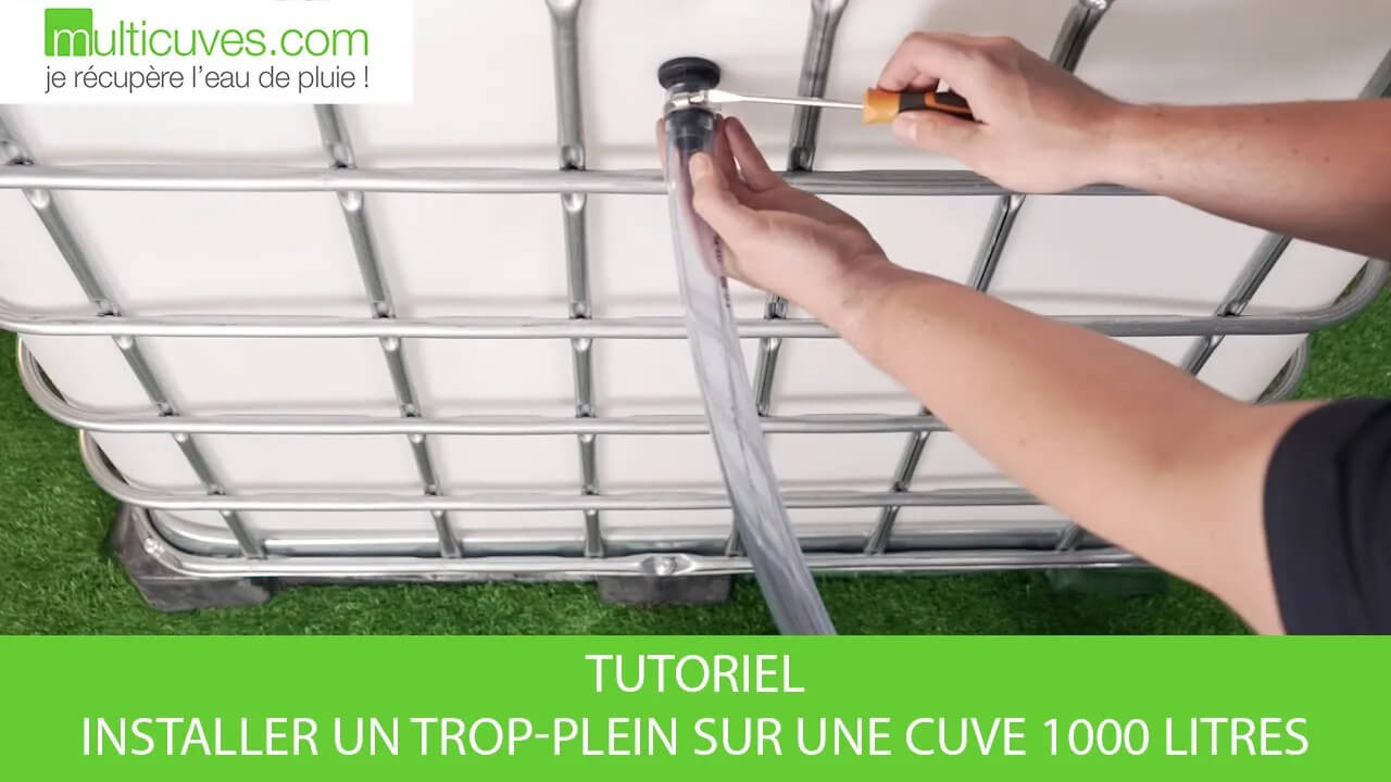 Miniature de la vidéo : installation d'un trop-plein sur une cuve de récupération d'eau de pluie, par Multicuves.com